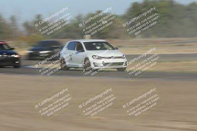 media/Oct-04-2025-OnGrid (Sat) [[44bd565ffa]]/Pink Group/SunSet/